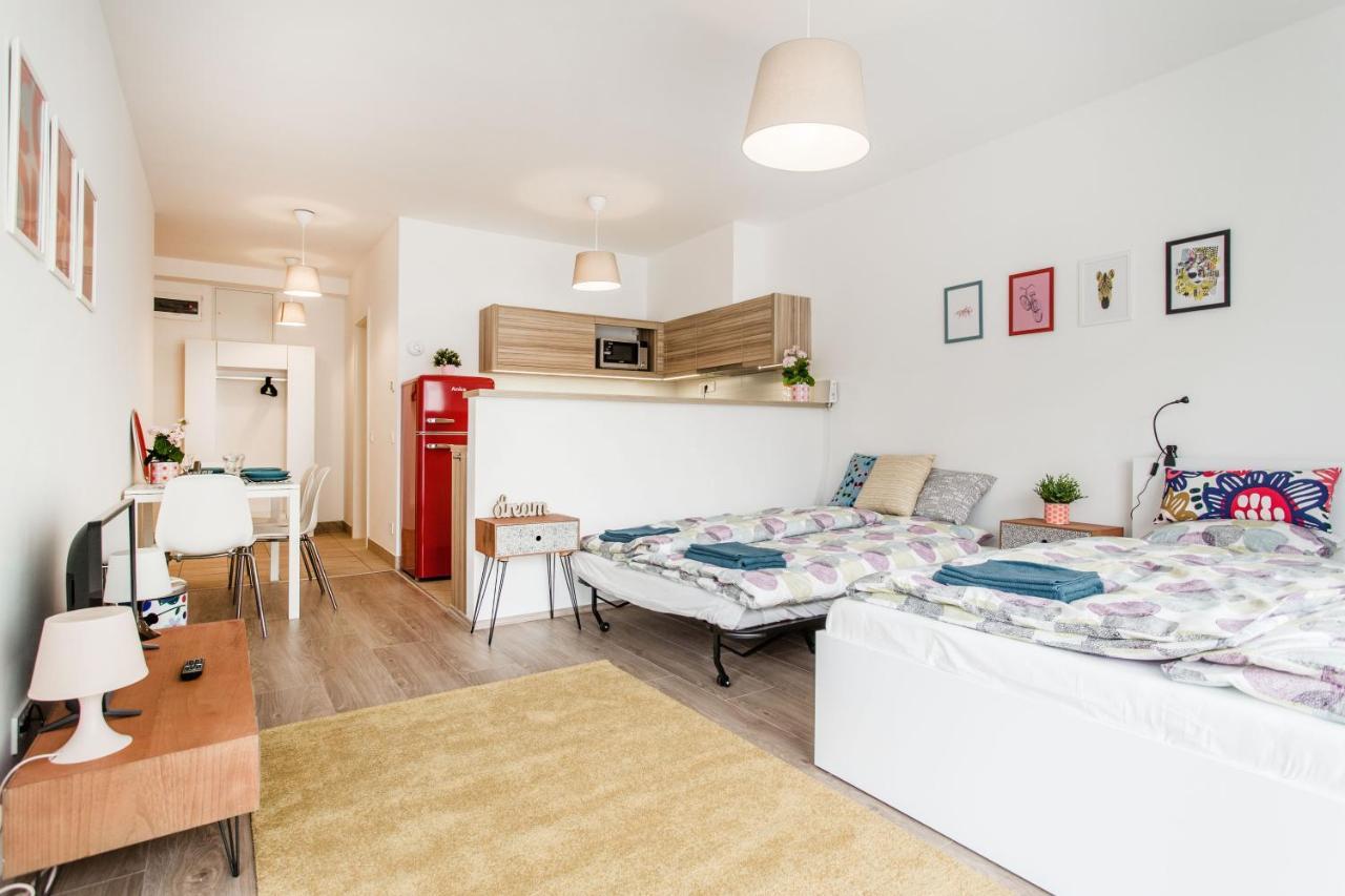The Downtown Chill Apartment Budapest Ngoại thất bức ảnh