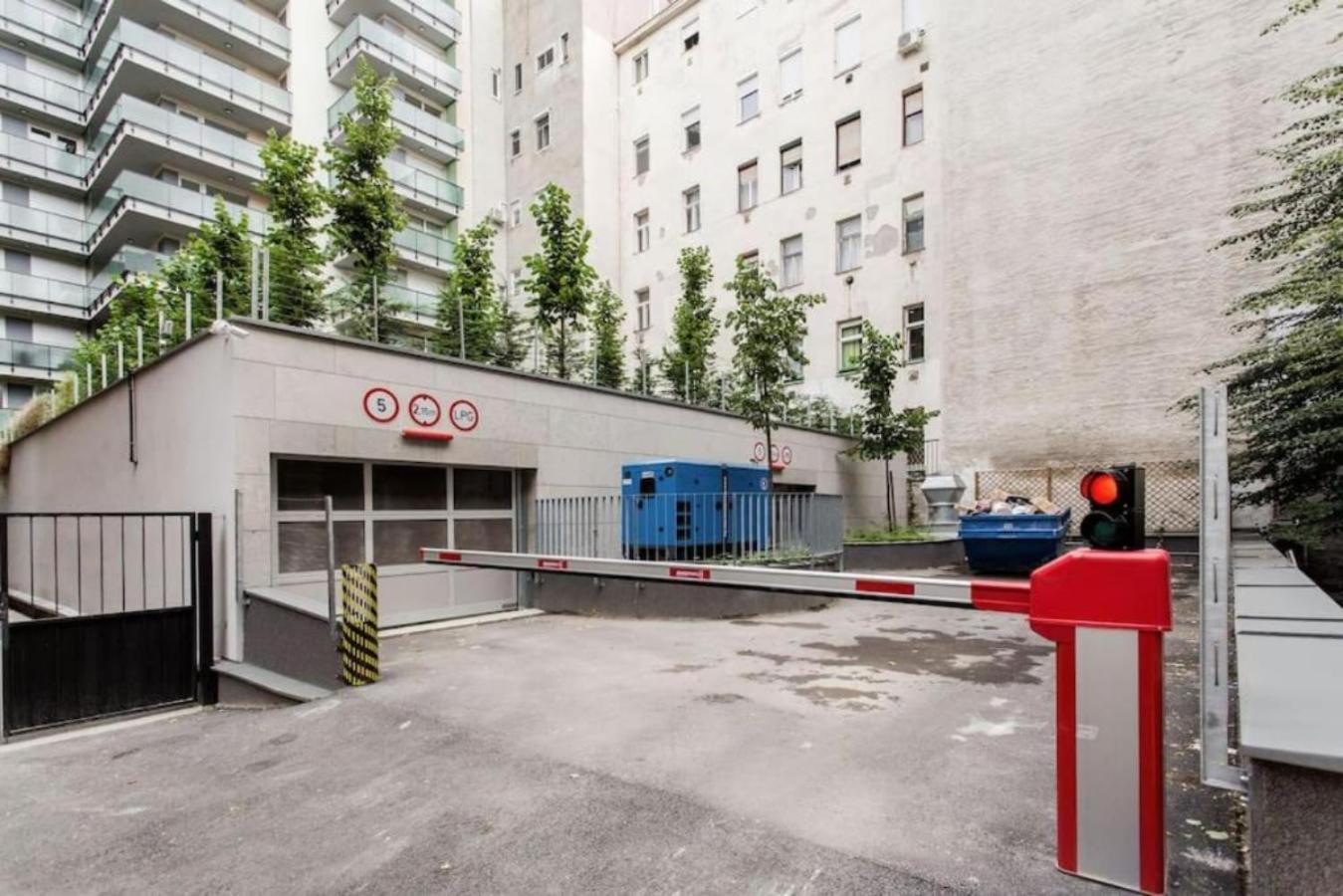 The Downtown Chill Apartment Budapest Ngoại thất bức ảnh